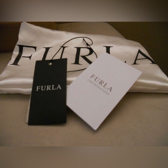 EXTRAS Auth Furla Candy Cookie leather & handles, excellent, & pink purse - Picture 2 of 16